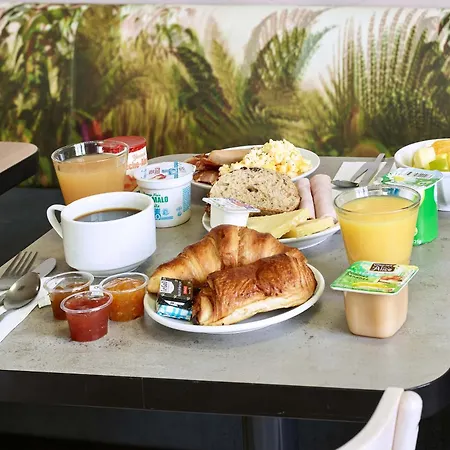 Paris Asnieres Hotel 3*