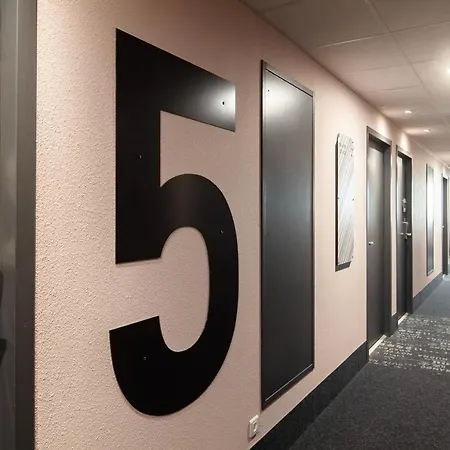 Paris Asnieres Hotel 3*